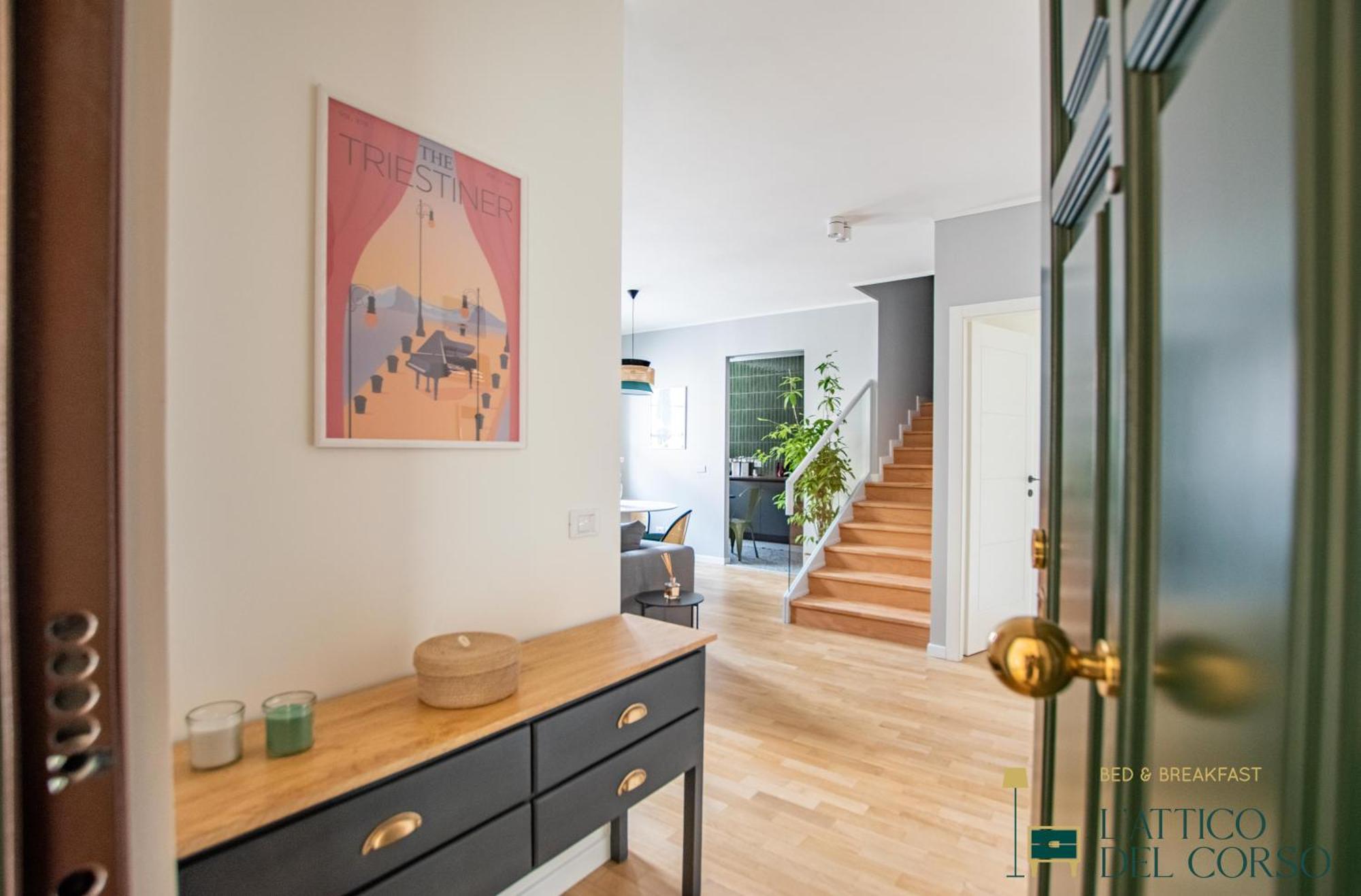 L'Attico Del Corso Apartment Trieste Bagian luar foto