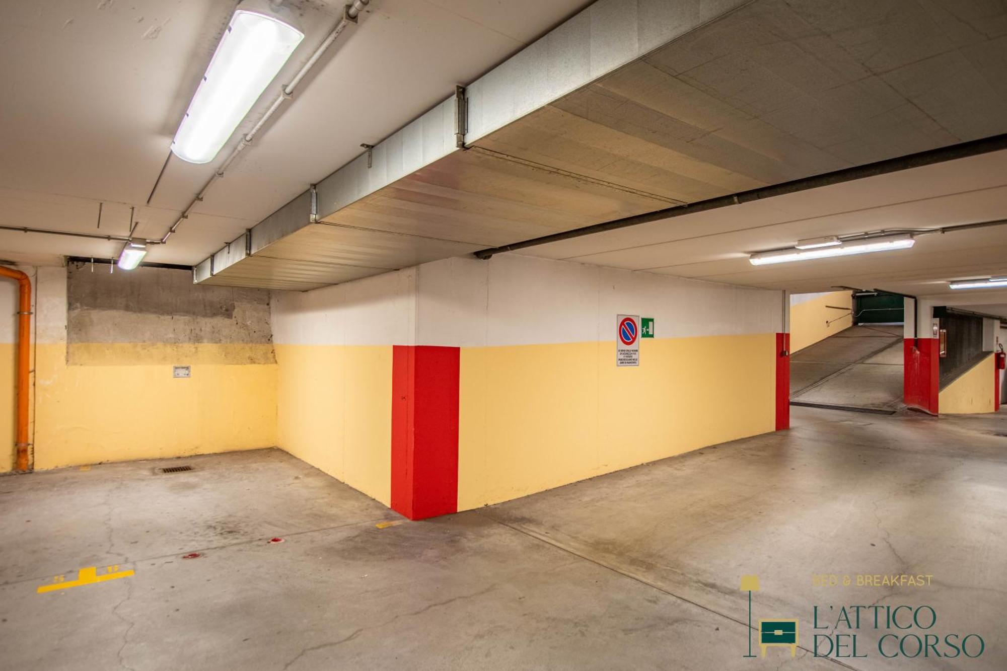 L'Attico Del Corso Apartment Trieste Bagian luar foto